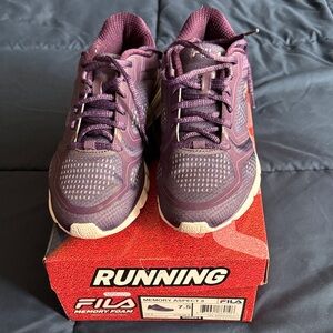 Fila Women's Plum Athletic Shoes